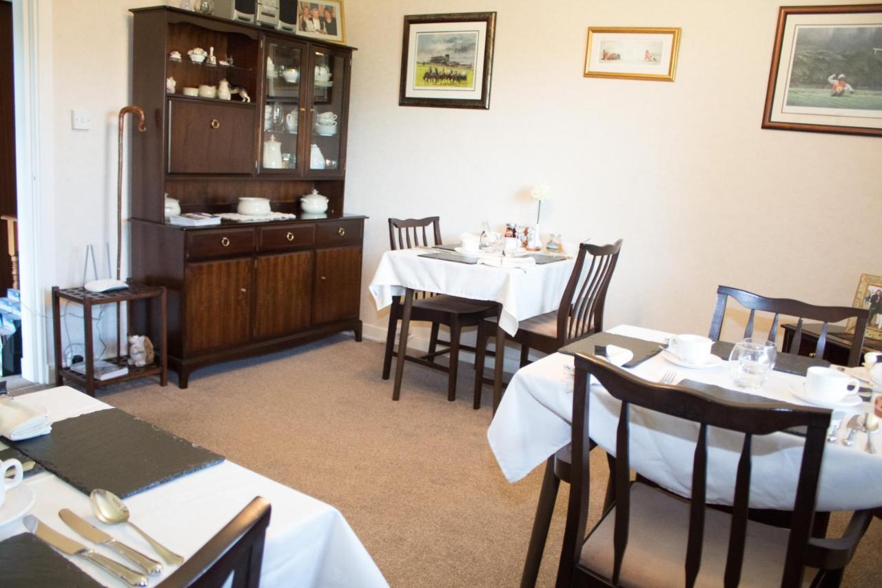 Whitecroft B&B Kirknewton  Bagian luar foto